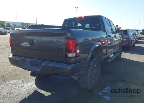 2017 Ram 2500 Laramie 4X4 6'4 Box z USA, uszkodzony, nr VIN 3C6UR5FL3HG519063